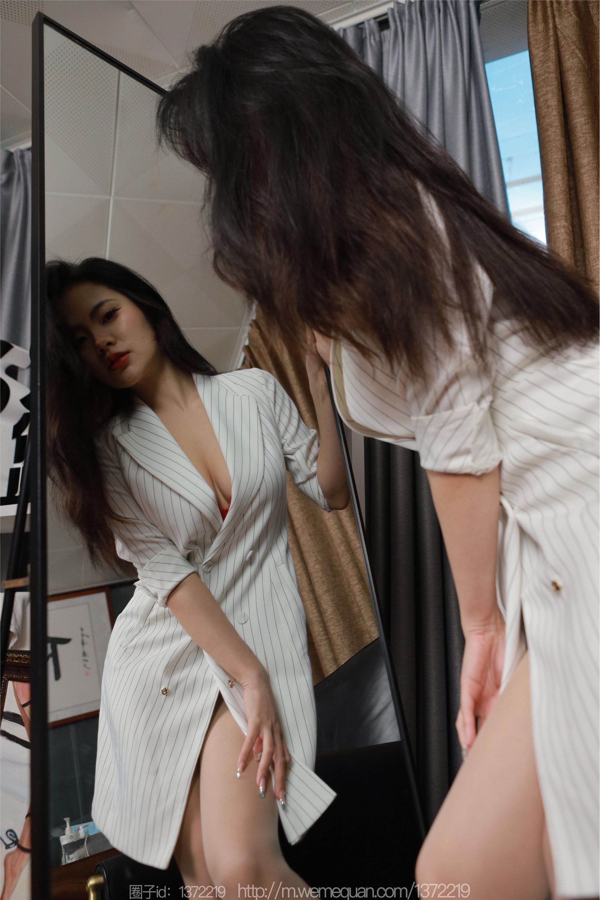 IESS异思趣向  2023.02.17 丝享家 1364 兔兔《迷人制服兔》